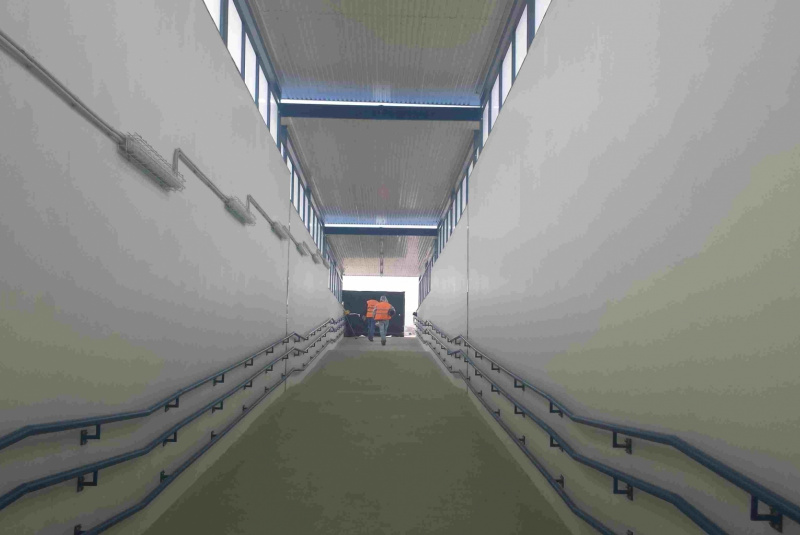 Referencie / ŽSR, Modernizácia železničnej trate Nové Mesto nad Váhom - Púchov, žkm 100,500 - 159,100 pre traťovú rýchlosť do 160 km/hod. - III. etapa, UČS 32 - 38.06 Tr. úsek Trenčín - Tr. Teplá, komunikácia podchodu pre chodcov v nžkm 127,168 - foto Referencie / ŽSR, Modernizácia železničnej trate Nové Mesto nad Váhom - Púchov, žkm 100,500 - 159,100 pre traťovú rýchlosť do 160 km/hod. - III. etapa, UČS 32 - 38.06 Tr. úsek Trenčín - Tr. Teplá, komunikácia podchodu pre chodcov v nžkm 127,168 - foto