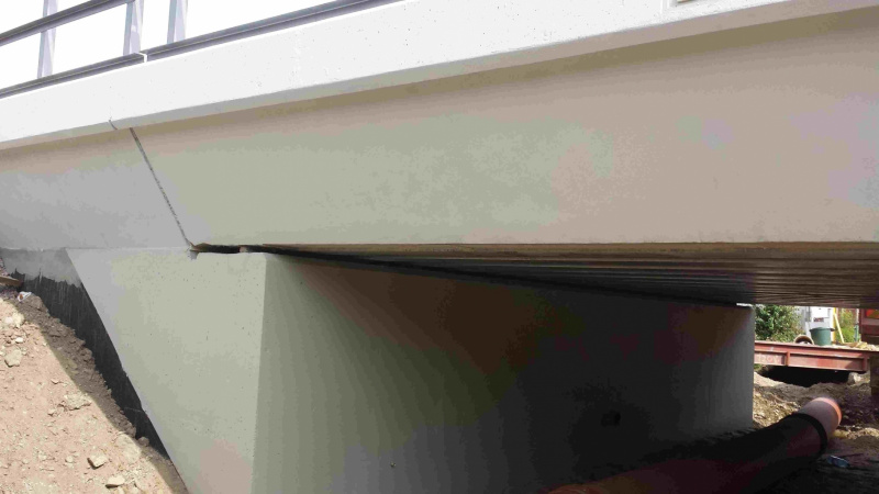 Referencie / ŽSR, Modernizácia železničnej trate Nové Mesto nad Váhom - Púchov, žkm 100,500 - 159,100 pre traťovú rýchlosť do 160 km/hod. - III. etapa, UČS 32 - 33.05 Tr. úsek Trenčín - Tr. Teplá, nový žel. most v nžkm 127,771 - foto Referencie / ŽSR, Modernizácia železničnej trate Nové Mesto nad Váhom - Púchov, žkm 100,500 - 159,100 pre traťovú rýchlosť do 160 km/hod. - III. etapa, UČS 32 - 33.05 Tr. úsek Trenčín - Tr. Teplá, nový žel. most v nžkm 127,771 - foto