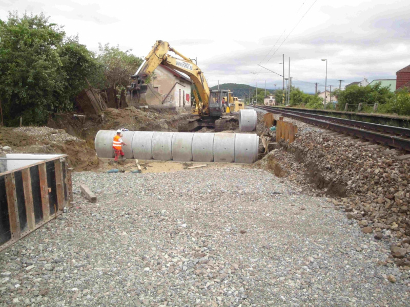 ŽSR, Modernizácia železničnej trate Nové Mesto nad Váhom - Púchov, žkm 100,500 - 159,100 pre traťovú rýchlosť do 160 km/hod. - III. etapa, UČS 32 - 32.54 Tr. úsek Trenčín - Tr. Teplá, priepust v nžkm 127,253