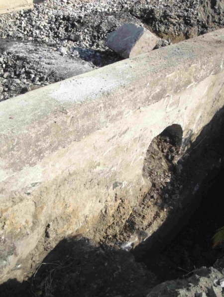 ŽSR, Modernizácia železničnej trate Nové Mesto nad Váhom - Púchov, žkm 100,500 - 159,100 pre traťovú rýchlosť do 160 km/hod. - III. etapa, UČS 32 - 32.55 Tr. úsek Trenčín - Tr. Teplá, priepust v nžkm 128,265